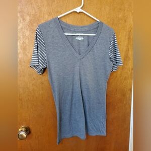 Jansport Gray Striped Sleeve Women's Top